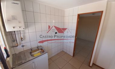 Hermosa Casa 3 Dormitorios y 1 Baño, Conjunto Habitacional Las Casas de Padre Hurtado Poniente VII, Comuna de Padre Hurtado.