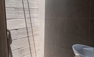 CASA EN VENTA DENTRO DE CALLE CERRRADA COL TERAN ZONA SUR PTE DE LA CIUDAD