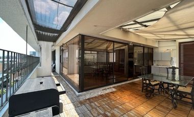 Estupendo departamento en 2 niveles con o sin muebles y terraza, cerca Palacio de Hierro!