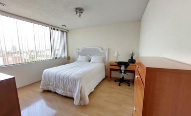 Estupendo departamento en 2 niveles con o sin muebles y terraza, cerca Palacio de Hierro!