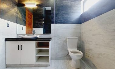 RESIDENCIA EN VENTA DENTRO DEL CLUB CAMPESTRE CON ALBERCA 625 MTS2