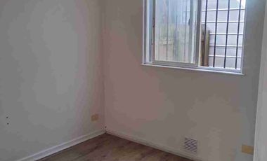 Venta Casa dos pisos con Cabaña Interior Bosquemar