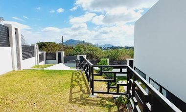 CASA EN VENTA CON ALBERCA DENTRO DEL FRAC RESIDENCIAL CLUB CAMPESTRE