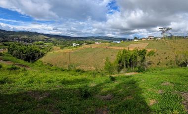 Venta de lotes semiplanos semiurbanos  en La Cumbre, Pavas