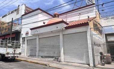 Locales y departamento/ oficinas en Venta en Av Siglo XXI