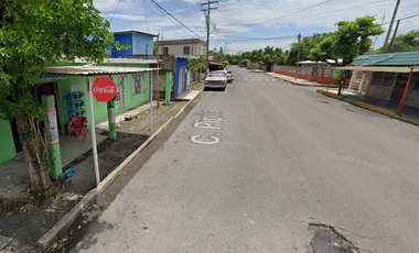 CASA EN VENTA EN URSULO GALVAN VERACRUZ, CALLE PIPILA