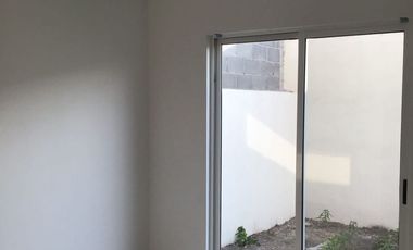 CASA EN RENTA CANTERAS RESIDENCIAL ESCOBEDO NUEVO LEON ZONA AV FIDEL VELAZQUEZ