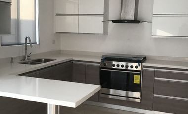 CASA EN RENTA CANTERAS RESIDENCIAL ESCOBEDO NUEVO LEON ZONA AV FIDEL VELAZQUEZ