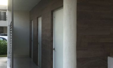 CASA EN RENTA CANTERAS RESIDENCIAL ESCOBEDO NUEVO LEON ZONA AV FIDEL VELAZQUEZ