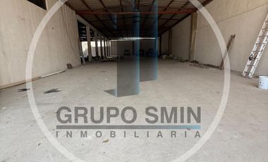 BODEGA EN RENTA DE 1,600 M2 EN AVENIDA CONSTITUYENTES  SAN JUAN DEL RIO