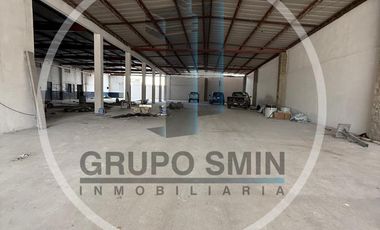 BODEGA EN RENTA DE 1,600 M2 EN AVENIDA CONSTITUYENTES  SAN JUAN DEL RIO