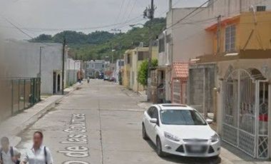 COHC (EMB) CASA EN VENTA DE CONTADO EN RESID TAJIN VERACRUZ