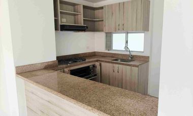 VENDO APTO DÚPLEX EXCELENTE UBICACIÓN FRENTE CENTRO COMERCIAL UNICENTRO