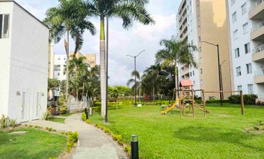 VENDO APTO DÚPLEX EXCELENTE UBICACIÓN FRENTE CENTRO COMERCIAL UNICENTRO