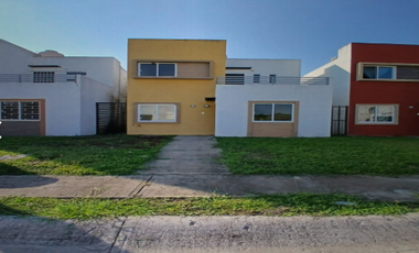 CASA DE ENTREGA INMEDIATA EN PRIVADAS DE VALLE ALTO, TUXPAN, VERACRUZ