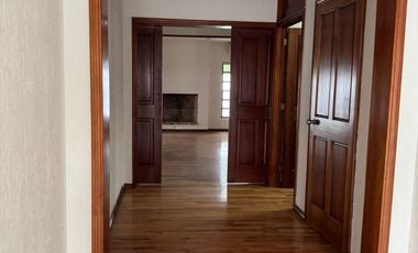 CASA EN NOGALAR DEL CAMPESTRE