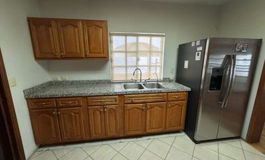 CASA EN NOGALAR DEL CAMPESTRE