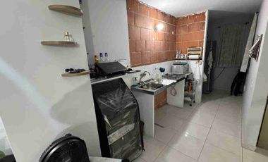 Vendo casa unifamiliar caña real excelente ubicación