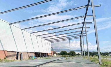 Alquilo total o parcialmente 2.024 m2 bodega en acopi Yumbo zona industrial lista para entrega en marzo 2026