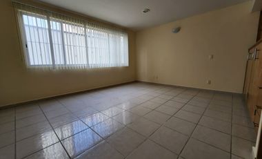 Departamento en PB renta, Calzada Acoxpa