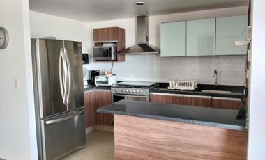 RENTA DE  PENTHOUSE AMUEBLADO en Juriquilla