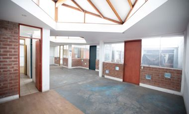 VENDO TERRENO EN SURCO ALT. AV. AYACUCHO DE 397M2