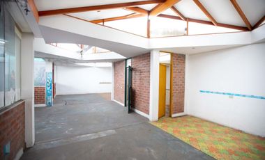 VENDO TERRENO EN SURCO ALT. AV. AYACUCHO DE 397M2