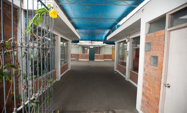 VENDO TERRENO EN SURCO ALT. AV. AYACUCHO DE 397M2