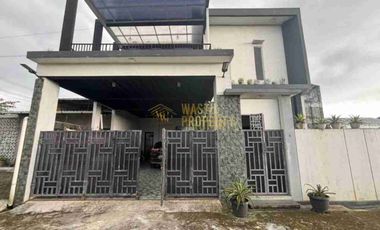 RUMAH SIAP HUNI 2 LANTAI DIJUAL CEPAT DEKAT ARTOS MALL