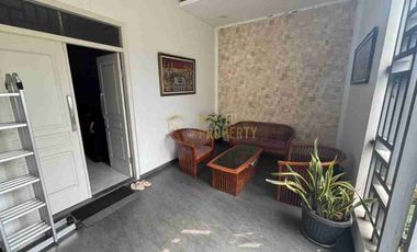 RUMAH SIAP HUNI 2 LANTAI DIJUAL CEPAT DEKAT ARTOS MALL