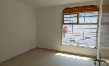 CASA EN RENTA RINCON DEL VALLE TLALNEPANTLA.