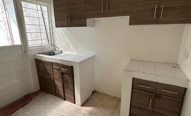 CASA EN RENTA RINCON DEL VALLE TLALNEPANTLA.