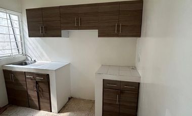 CASA EN RENTA RINCON DEL VALLE TLALNEPANTLA.