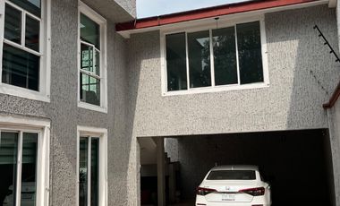 Se vende Preciosa Casa al sur de la ciudad: 4 recámaras, 2 terrazas en Tlalpan, CDMX