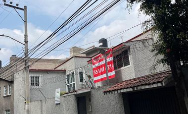 Se vende Preciosa Casa al sur de la ciudad: 4 recámaras, 2 terrazas en Tlalpan, CDMX