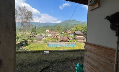 Rumah Villa di Desa Wisata Udara Dingin Purwakarta Dijual Murah