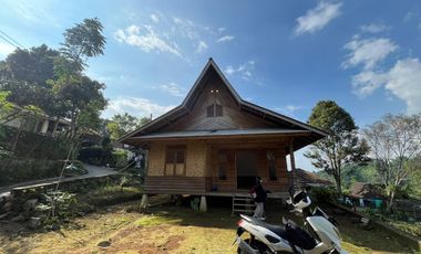 Rumah Villa di Desa Wisata Udara Dingin Purwakarta Dijual Murah