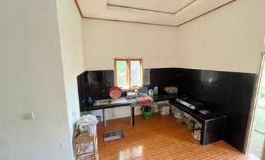 Rumah Villa di Desa Wisata Udara Dingin Purwakarta Dijual Murah