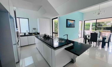 SE VENDE CASA CAMPESTRE EN EL ORIENTE DE NEIVA