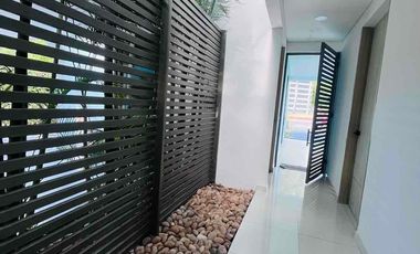 SE VENDE CASA CAMPESTRE EN EL ORIENTE DE NEIVA