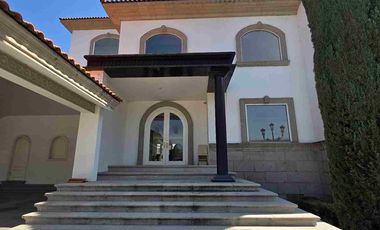 Rento o Vendo Casa en Residencial Fuente de las Lomas Interlomas