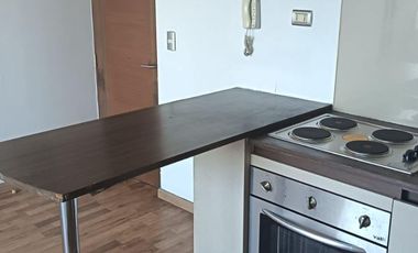 Departamento central cerca Metro Hospitales.