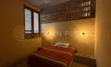 Se Vende Casa S: Elegancia Costera y Diseño Moderno en La Foresta, Puerto Escondido