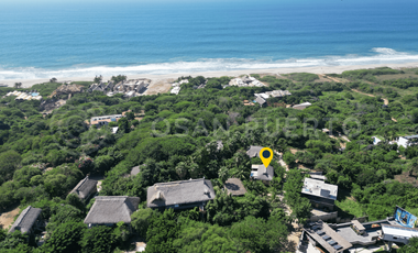 Se Vende Casa S: Elegancia Costera y Diseño Moderno en La Foresta, Puerto Escondido