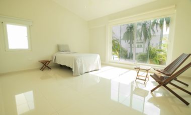 ISLA RISUEÑA/ ISLA DORADA CASA 3 RECAMARAS  + ESTUDIO CON MUELLE!!!