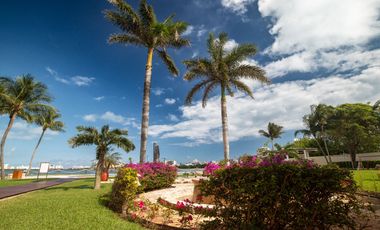 ISLA RISUEÑA/ ISLA DORADA CASA 3 RECAMARAS  + ESTUDIO CON MUELLE!!!