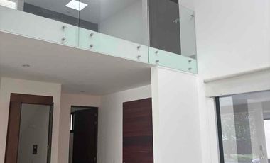 Hermosa casa en renta en la campiña, 3 recámaras cada una acompaño Zona norte