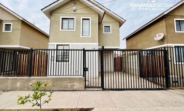 LOS ANDES - ARRIENDO CASA 3D 2B - VILLA VISTA CORDILLERA