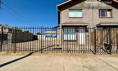 LOS ANDES - ARRIENDA CASA DE DOS PISOS 3D 2B SENDERO DE LOS ANDES