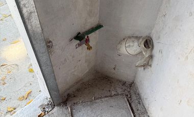 Locales comerciales en Calzada de la Ronda, Ex Hipodromo de Peralvillo, Cuauhtemoc.